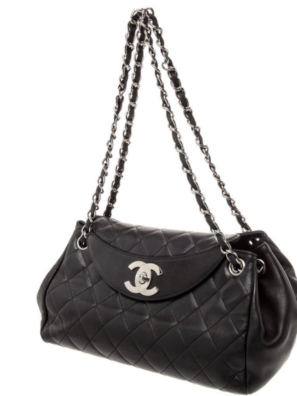 CHANEL Black Quilted Shoulder Bag with Chain-Strap